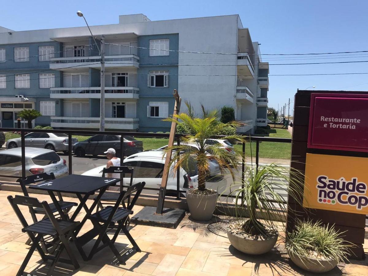 Atlantida 208 - Predio Na Beira Mar De Atlantida Apartman Xangri-la Kültér fotó